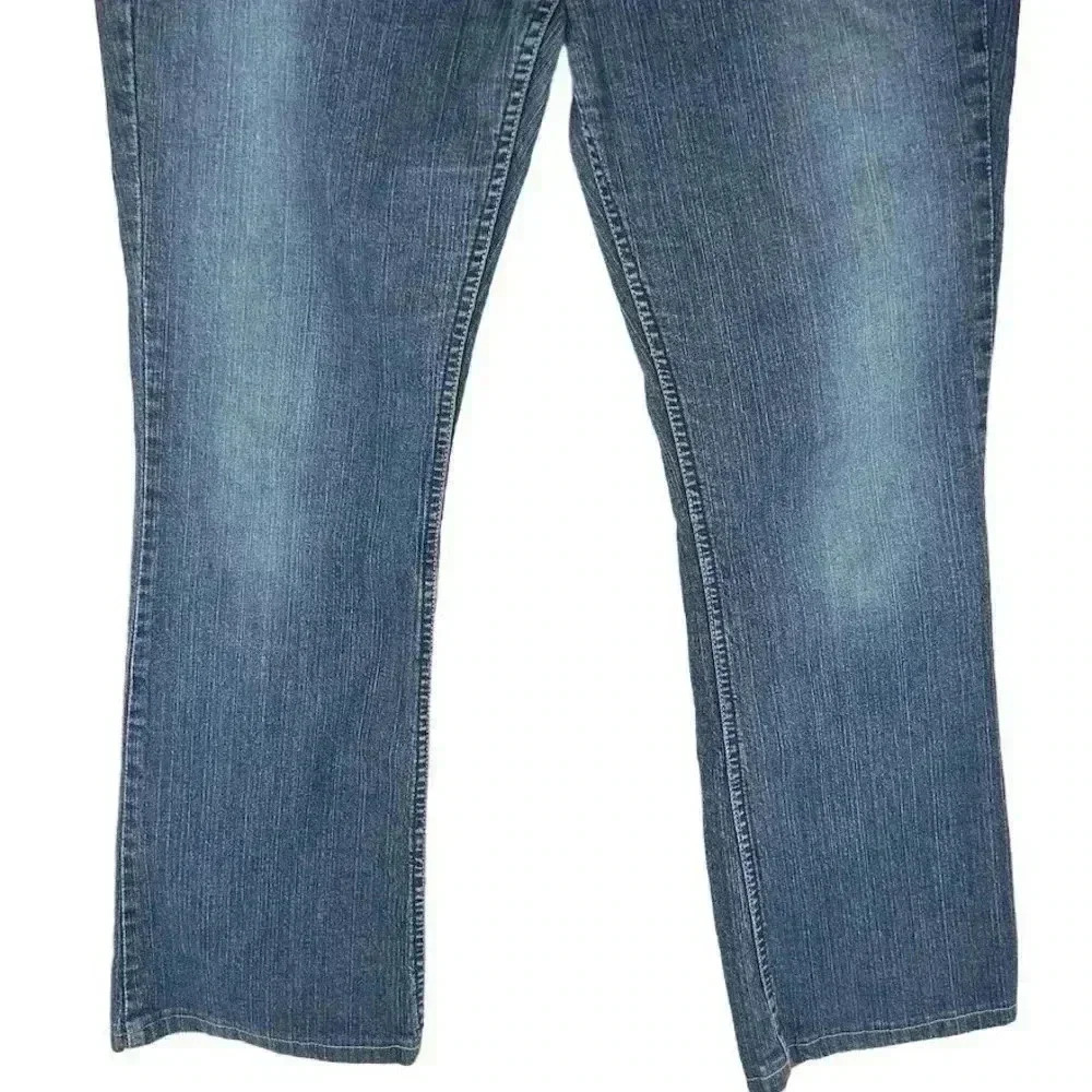 Levi's Women's Bootcut Jeans Size 10 ‎ Mid Rise - Picture 9 of 13